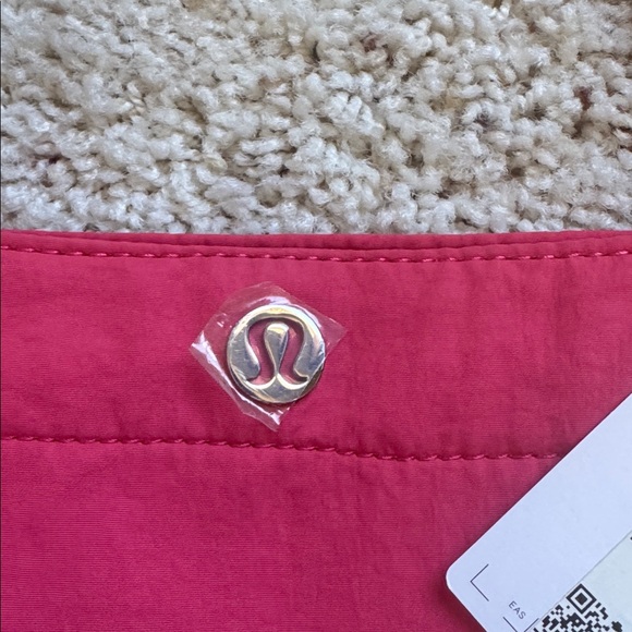 NWT Daily Multi Pocket Tote - Picture 2 of 7